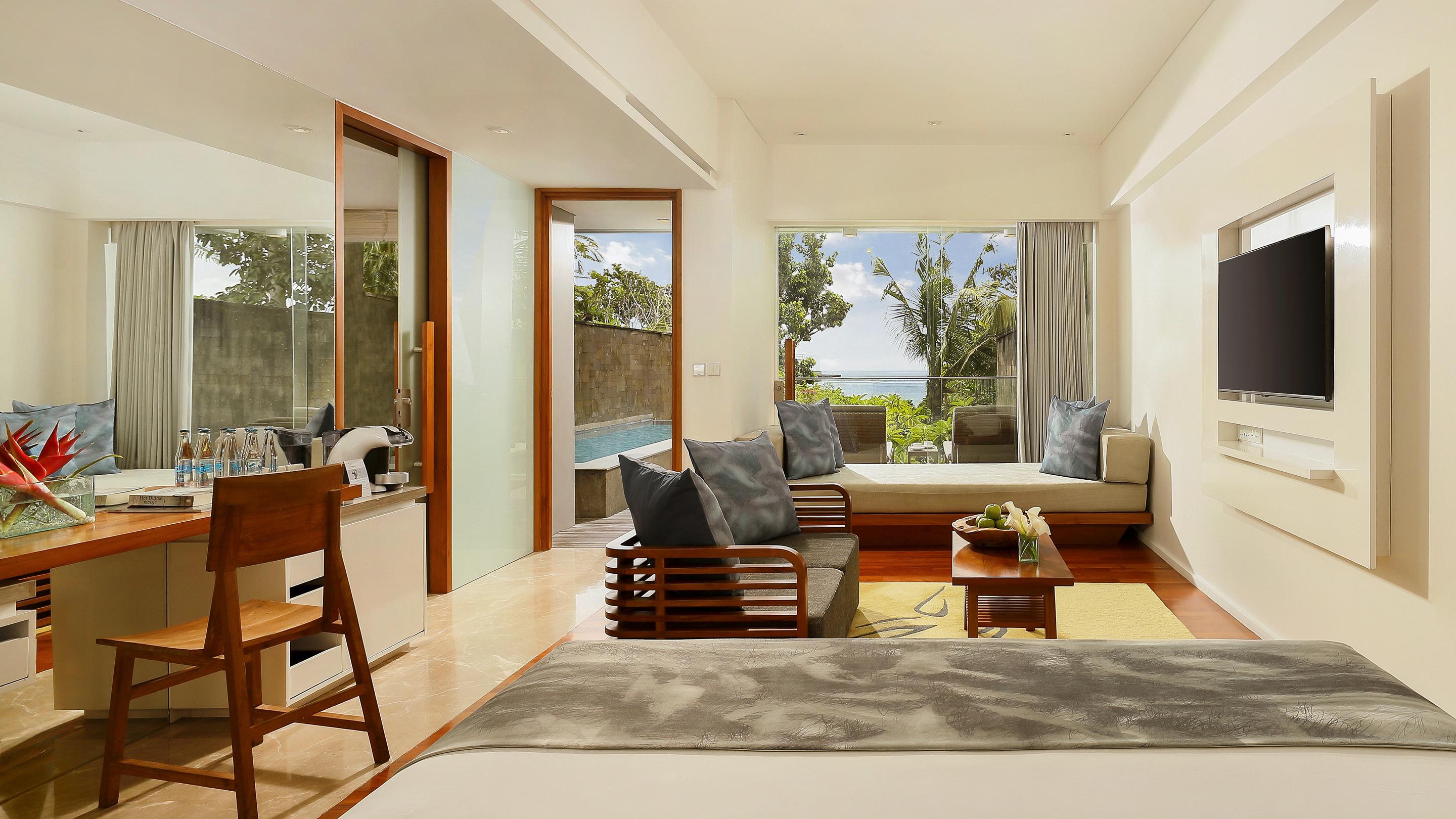 Maya & 5* Sanur